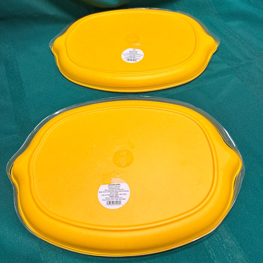 Lemon plastic  reusable platter 2 trays - Picture 2 of 7